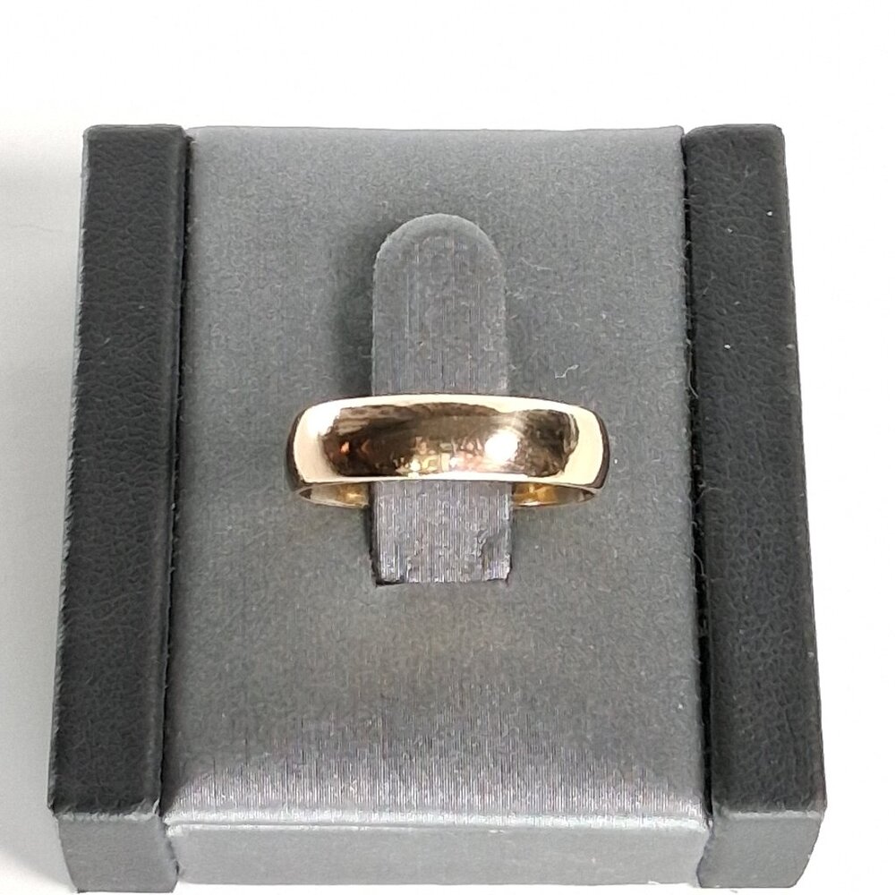 5mm 10K Solid Yellow Gold Plain Polished Wedding Band Ring Size 8 at 3.0 Grams
